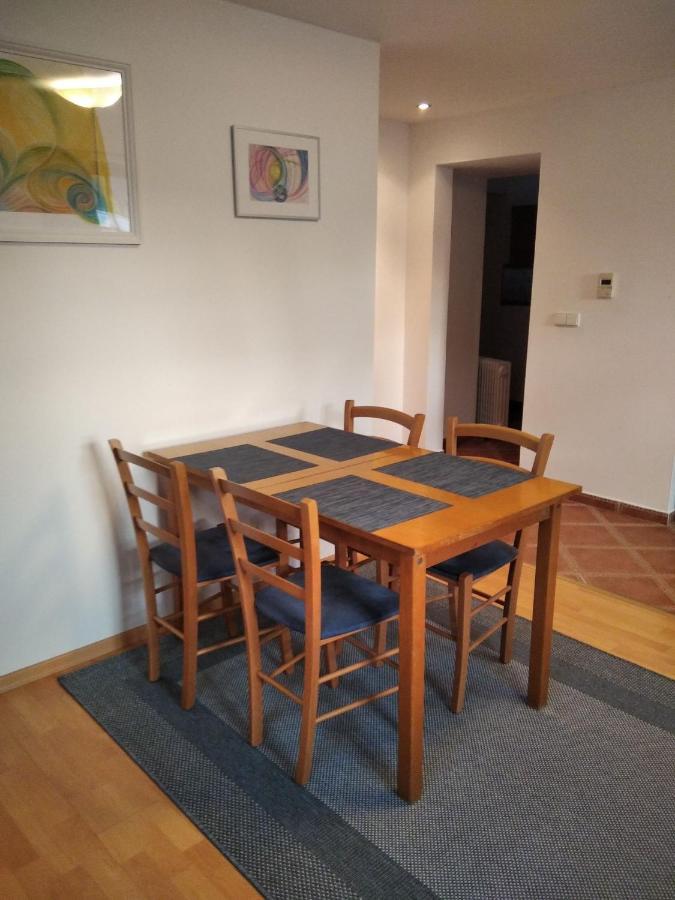 Apartman Lipova Appartement Ludvikovicky Buitenkant foto